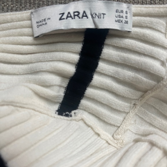 Zara Backless Knit top with contrast trim - Picture 4 of 5